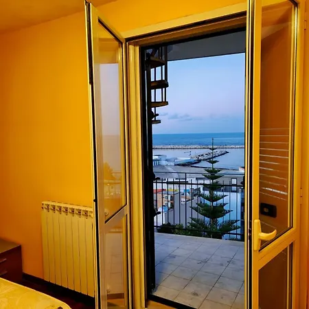 & Solarium